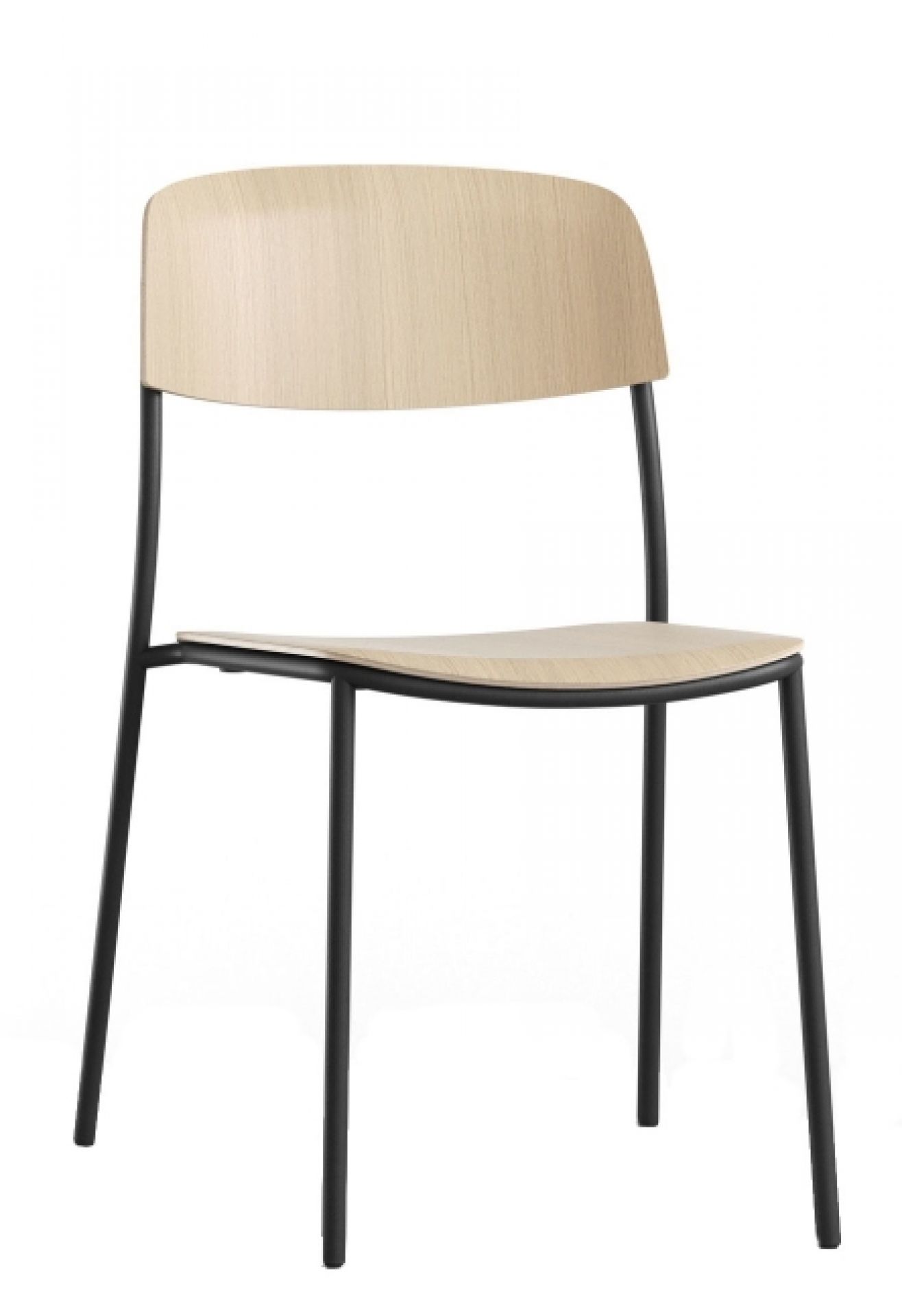 Nate S Stuhl von Brunner mit hellem Holz und schwarzem Metallgestell. Moderner Esszimmerstuhl.